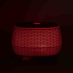 Aromadiffuser met ribbeldesign en kleurwisselend licht