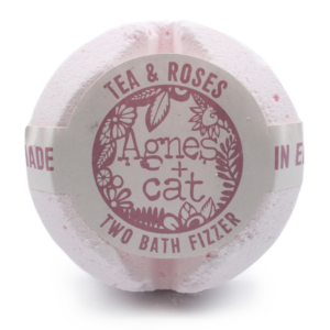 Agnes + Cat Bath Fizzer - Tea and Roses Agnes + Cat Bad Fizzer - Thee en Rozen